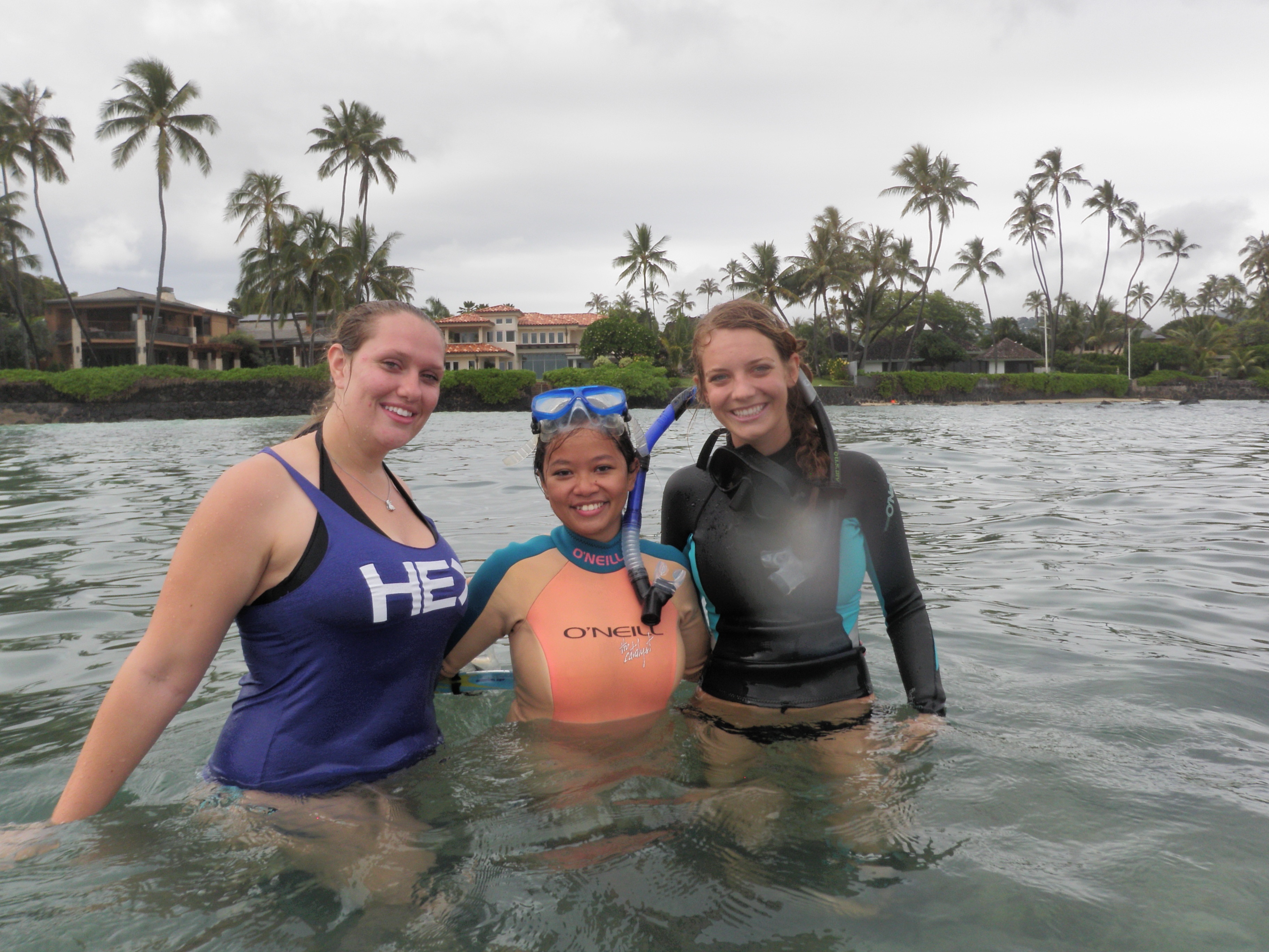 Flo in the field with two University of Hawai'i undergraduates who helped Flo with her with her field work.