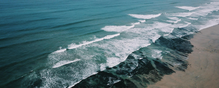 Mar en Encinitas, CA. Foto: Joshua Brown.