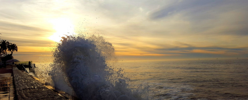 butterfly beach, santa barbara - king tide