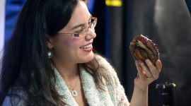 Kristin Aquilino with a white abalone at UC Davis Bodega Marine Laboratory in 2017. Photo: Gregory Urquiaga/UC Davis